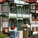 Kurhausblick Pensión 4*